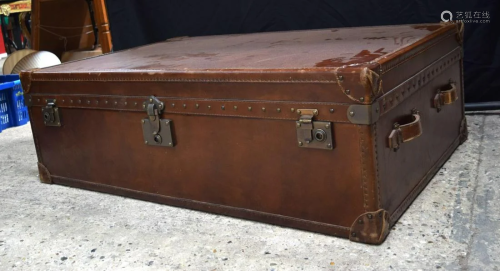 A large Leather bound trunk. 39 x 120 x 78 cm