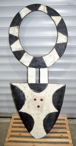 An African tribal Nafana Bedu mask. 134 x 55cm