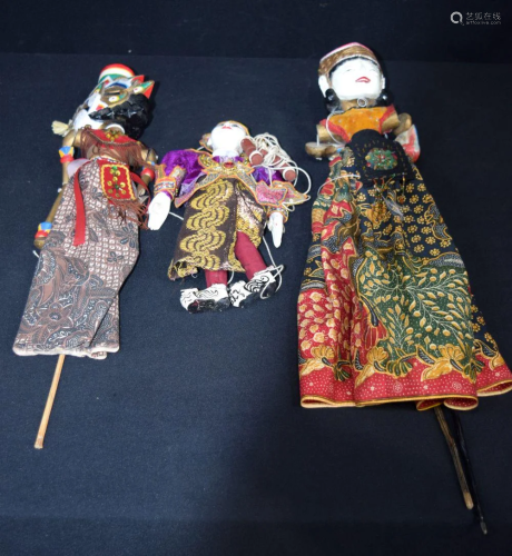 A collection of South Eastern Wooden dolls 56cm (3)