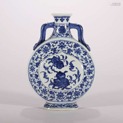 chinese blue and white porcelain moonflask