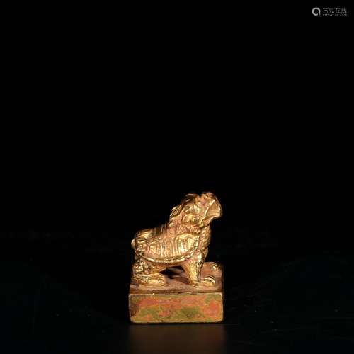 chinese gilt bronze beast-button seal