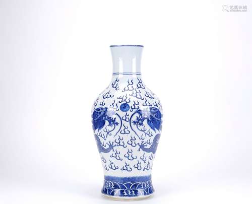 chinese blue and white porcelain vase