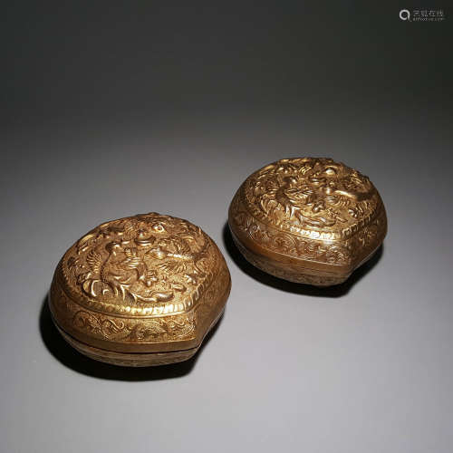 A Pair Of Gilt Bronze Tortoise Pattern Peach Box