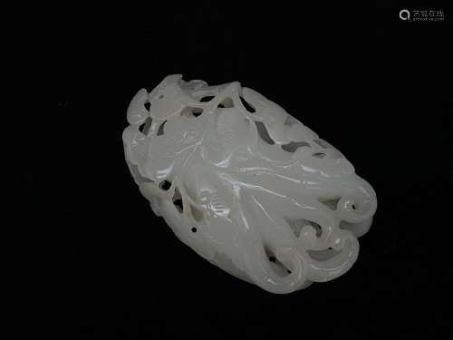 A Chinese Jade Buddha Hand Ornament