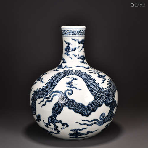 A Blue And White Dragon Pattern Porcelain Temple Vase