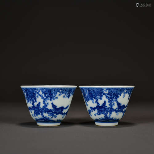 A Pair Of Blue And White Animal Porcelain Cup