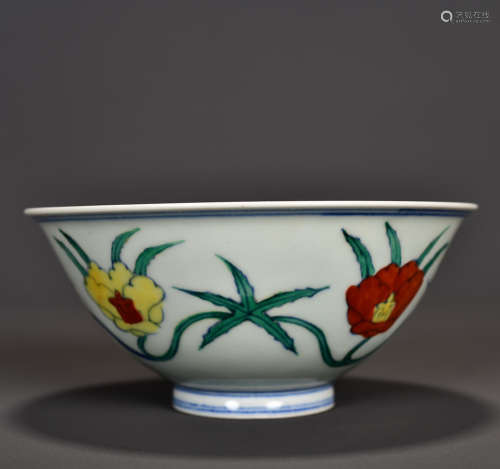 A Doucai Okra Flower Pattern Porcelain Bowl