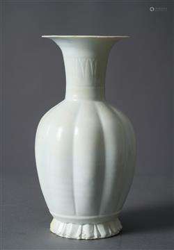 A CHINESE QINGBAI LOBED VASE  NORTHERN SONG DYNASTY (960-112...