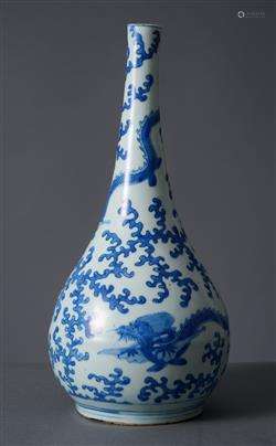 A CHINESE BLUE AND WHITE VASE  MING DYNASTY (1368-1644), CHO...