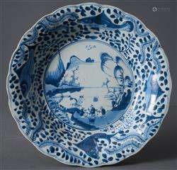 A CHINESE BLUE AND WHITE DISH  QING DYNASTY (1644-1912), KAN...