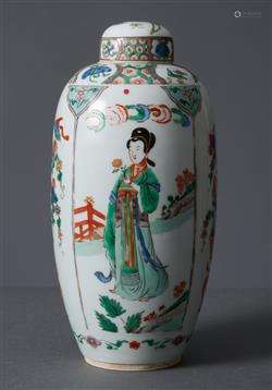 A CHINESE WUCAI OVOID JAR AND COVER  QING DYNASTY (1644-1912...