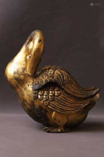 A Gilt Bronze Bird Figure Statue
