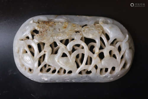 A Hollow Carved Bird with Lotus Leaf Jade Pendant