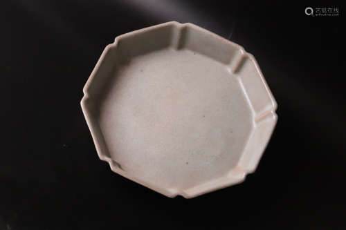 A Grey Glazed Porcelain Plate