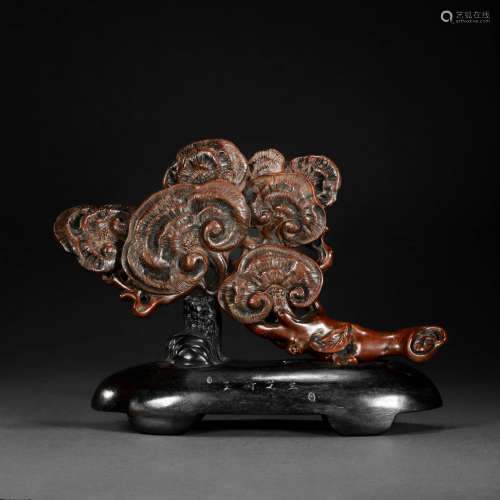 Red Sandalwood Carved Ornament from Qing