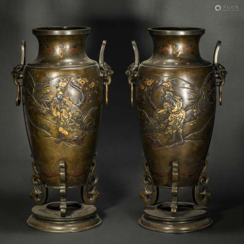 A Pair of Copper and Golden Vase from Qing