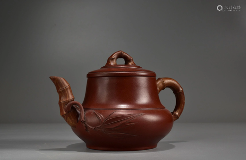 A ZISHA BAMBOO TEAPOT BY GU JINGZHOU