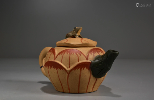 A ZISHA LOTUS AND FROG TEAPOT