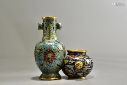 A SET OF TWO CLOISONNE ENAMEL CENSER AND VASE