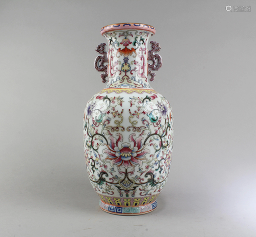 Chinese Porcelain Vase