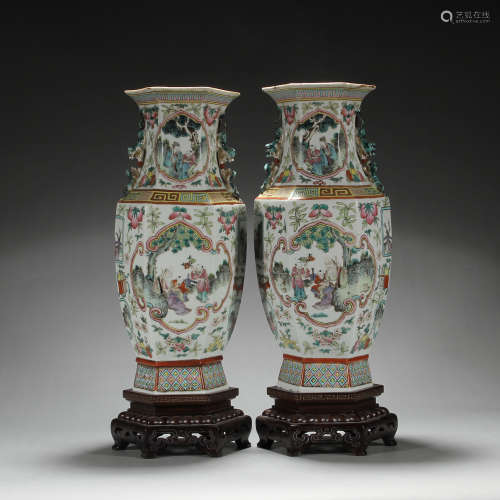 A pair of pastel vase with floral figures