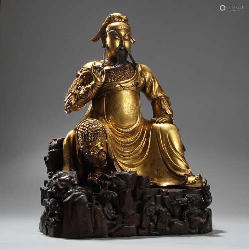 Gilt bronze statue of Guan Gong