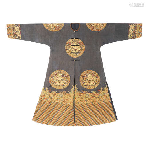 Qing Dynasty, Qianlong stone blue dragon robe