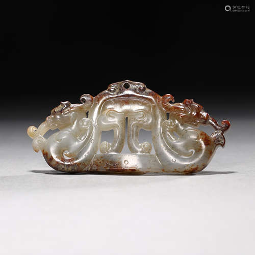 Ancient white jade jade pendant with dragon pattern