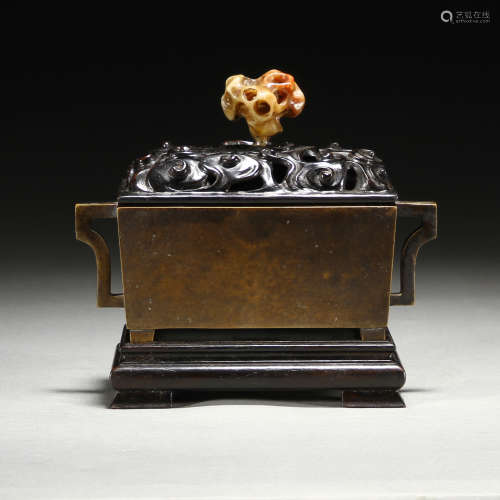 Bronze incense burner with two ears and four feet, Qing Dyna...
