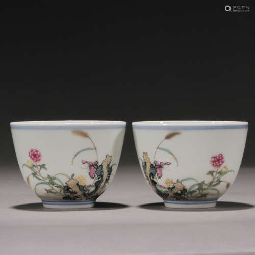 Qing Dynasty, a pair of flower poetry cups