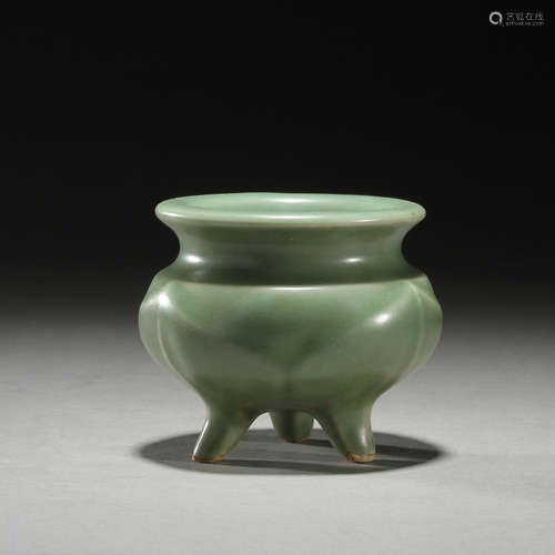 Ancient celadon three-legged incense burner