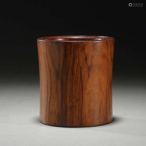 Wooden brush pot