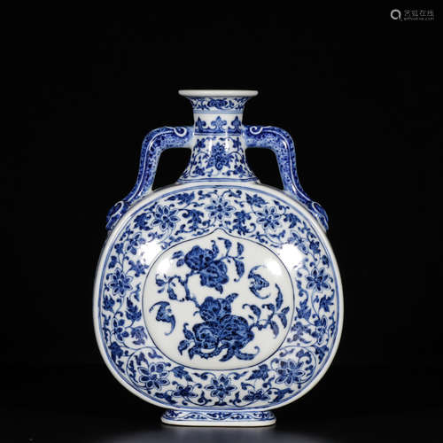 CHINESE BLUE WHITE MOON FLASK PORCELAIN VASE