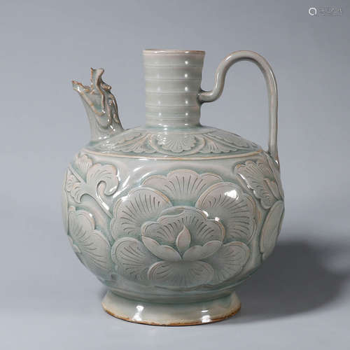 CHINESE CELADON GLAZED PORCELAIN PITCHER