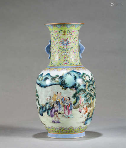 A FAMILLE ROSE FIGURE BALUSTER VASE, WITH QIANLONG