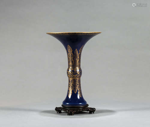 A SACRIFICIAL BLUE GLAZE AND GILT-DECORATED KUILON