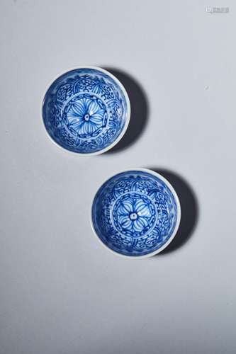 CHINESE BLUE WHITE PORCELAIN CUP, PAIR