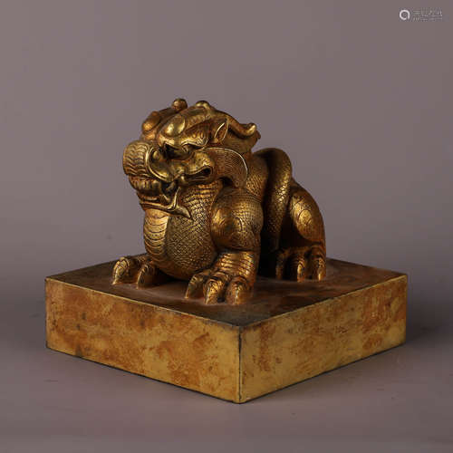 CHINESE GILT BRONZE DRAGON SEAL