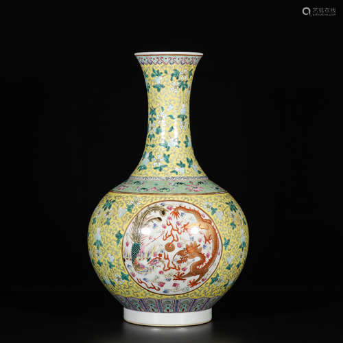 CHINESE FAMILLE ROSE PORCELAIN VASE, MARKED