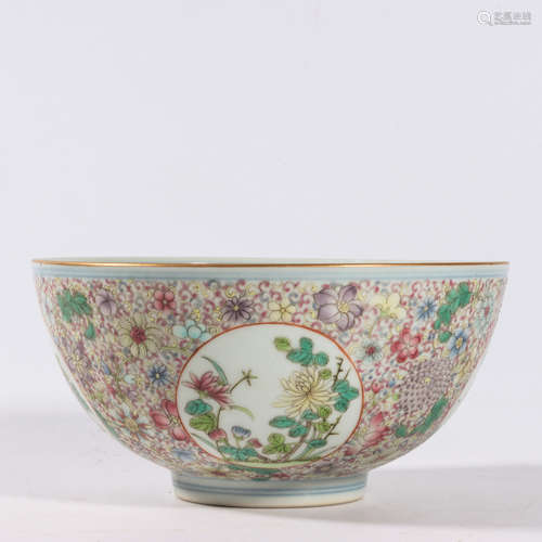 A FAMILLE ROSE ENCLOSING ‘FLOWER’ BOWL