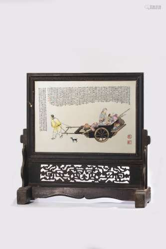 CHINESE FAMILLE ROSE PORCELAIN PLAQUE TABLE SCREEN