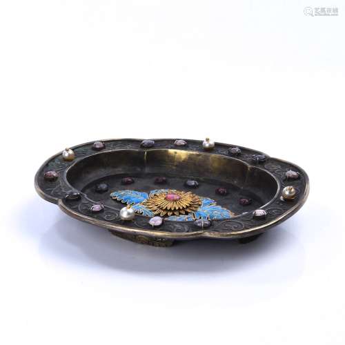 CHINESE SILVER LOBBED SHAPE TRAY WITH INLAID