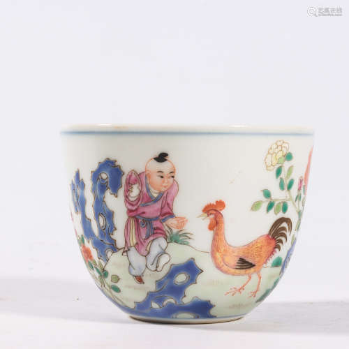 A DOUCAI ‘FIGURE AND ROOSTER’ CUP