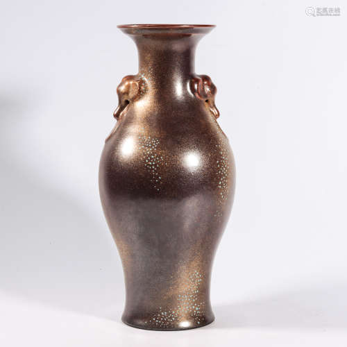 AN AUBERGINE-GLAZE DOUBLE-EARED VASE