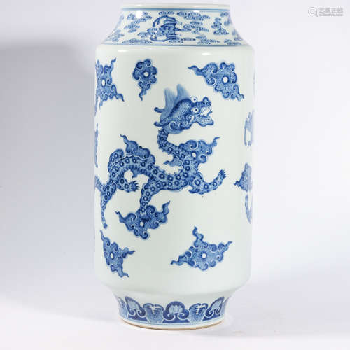 A BLUE AND WHITE ‘CHILONG’ SLEEVE-FORM VASE