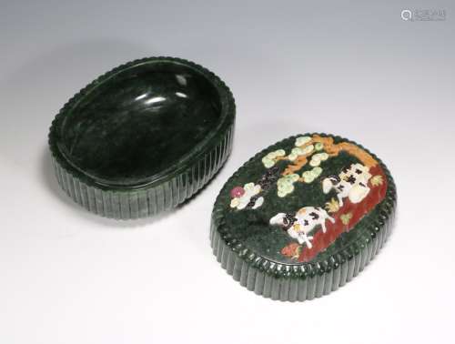 CHINESE SPINACH JADE COVER BOX WITH INLAID