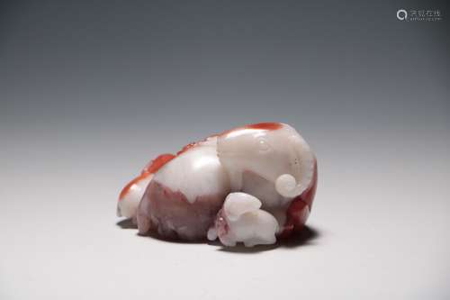 CHINESE AGATE CARVED SHEEP GROUP
