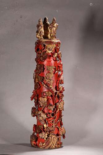 A QING DYNASTY WOOD CARVING GOLD LAQUER FLOWER CINNABAR