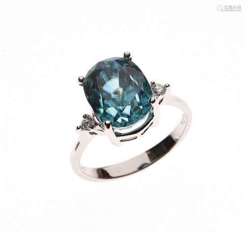 BAGUE en or gris 750/°° ornée d'un zircon bleu naturel de 8....