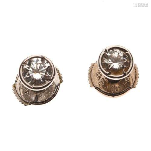 Paire de BOUTONS D'OREILLES en or gris 750/°° ornés chacun d...